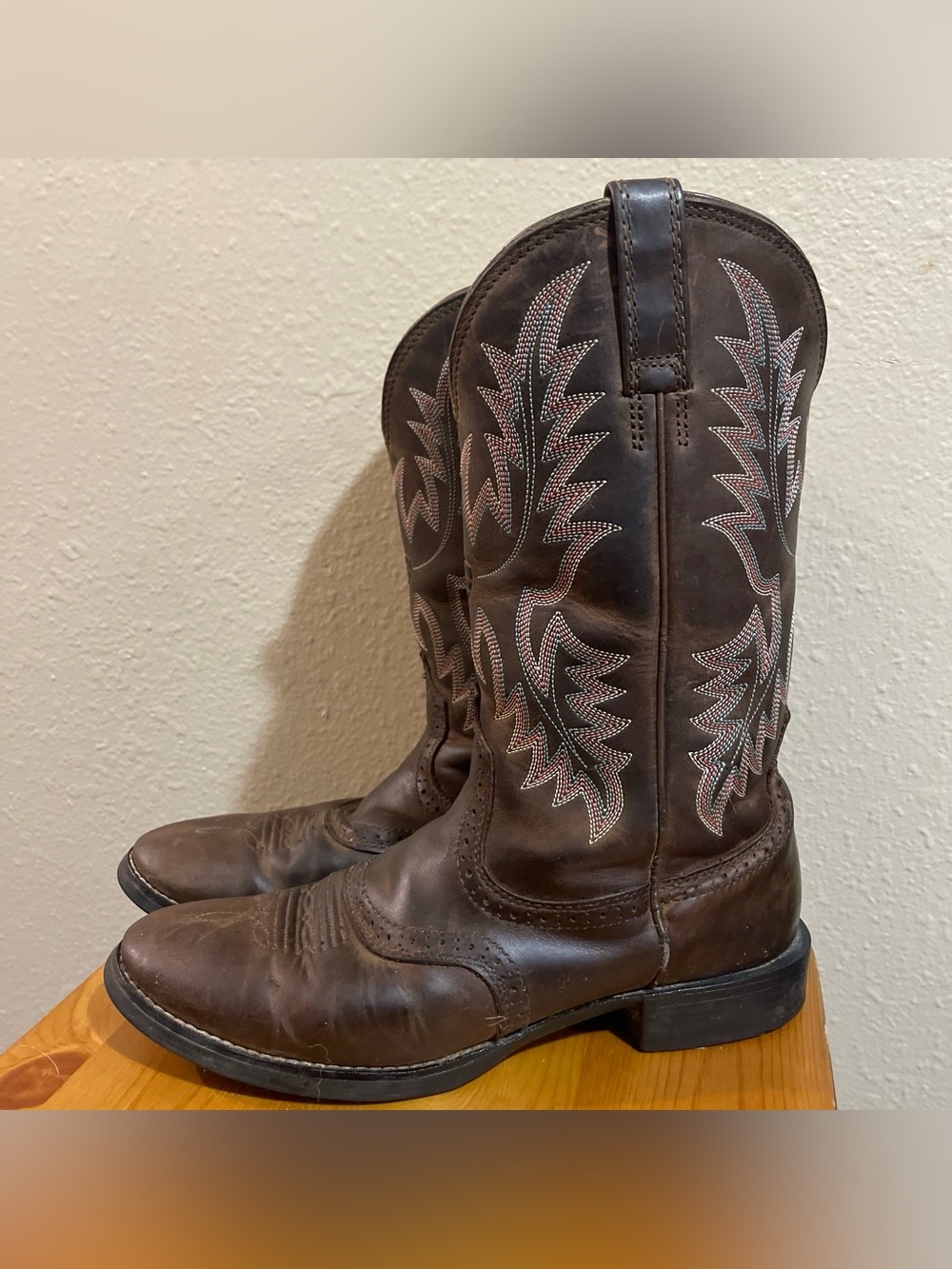Ariat Brown Leather Western Heeled Boots with Pink Stitching